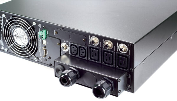 Riello Sentinel Dual SDU 10000 ER DI vzadu